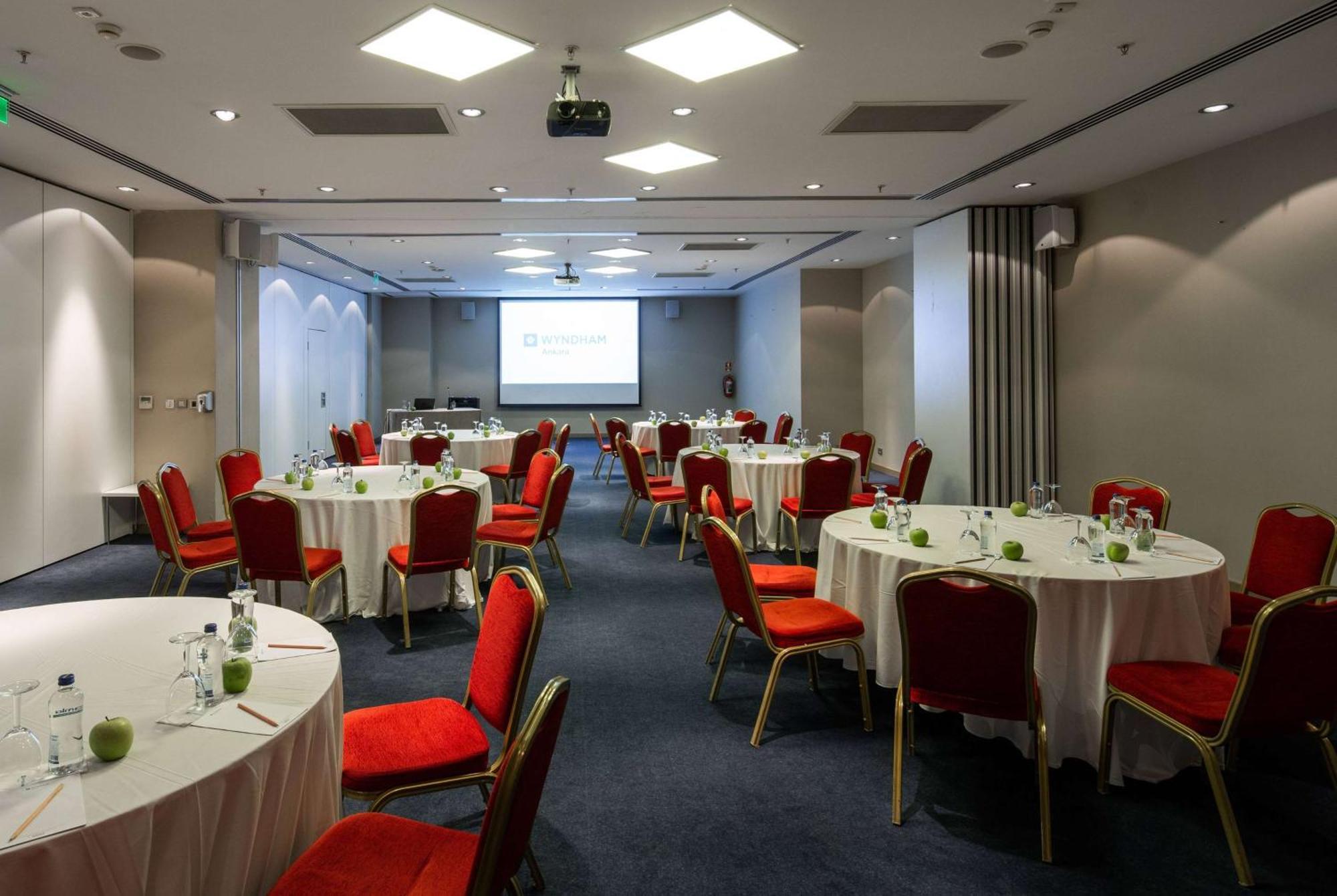 Otel Wyndham 5*
